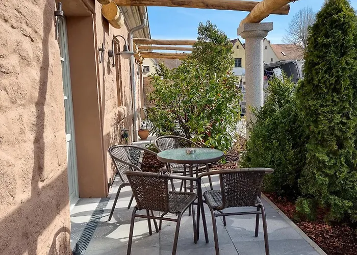 1 Mit Terrasse Appartamento